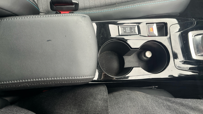 Peugeot 208 1.2 PureTech 100 Allure 5dr EAT8 Petrol Hatchback